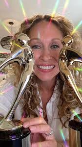 Katie Daryl's Instagram, Twitter & Facebook