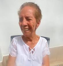 LA FÁBRICA DE MUÑECAS PACO EN ESCAZU UN RECUERDO DE TRADICION COSTARRICENSE  .En el año de 1959 el Empresario Norteamericano Chester Patterson  estableció en el Cantón de ESCAZU una pequeña Fábrica que