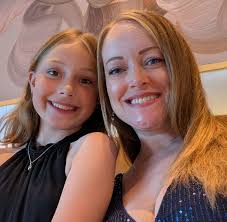 Hi, I'm looking for a local website desinger/builder. Any with the group?