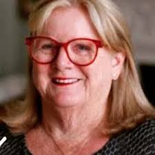 Janette Gunn's Instagram, Twitter & Facebook