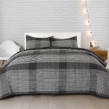 Sleek and simple reversible coral coverlet quilt set that is perfect for summer or layer it on for cold weather. Pendleton Modern 2 Piece Reversible Plaid Twin Xl Coverlet Set In Charcoal Ivory Bed Bath Beyond