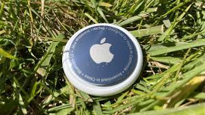 Airtags are an upcoming tracking device to be made by apple inc, and could be released soon. Eobjaroa7v N0m