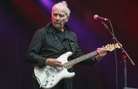 Нe left for america right before his eighteenth birthday. Watch The Velvet Underground S John Cale And Moe Tucker Reunite Nme