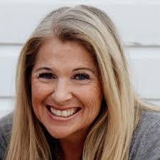 Angela Steadman's Instagram, Twitter & Facebook