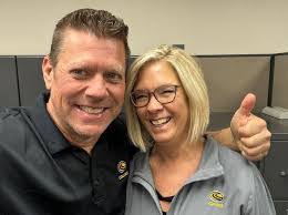 Donna Callihan's Instagram, Twitter & Facebook