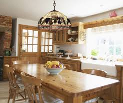 25 Stunning Kitchens With Tiffany Lamps Home Design Lover