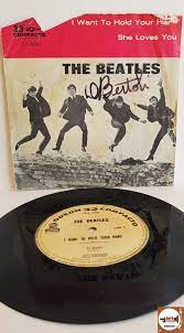 The Beatles I Want To Hold Your Hand She Loves You 1º Edicao 1964