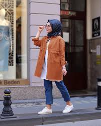 Instagram Da Kral Moda 6321 Kot Ceketimiz Yeni Renkleri Ile Tekrar Stoklarimizda Tuke Hijabi Outfits Casual Muslimah Fashion Outfits Hijab Style Casual