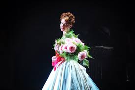 Loren allred is an american singer, songwriter, pianist and actress. Is Rebecca Ferguson Really Singing In The Greatest Showman Popsugar Entertainment