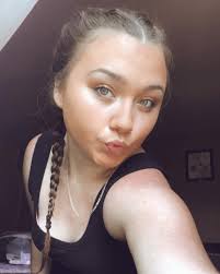 Karlie Williams (@karlie_16xoxo) • Instagram photos and videos