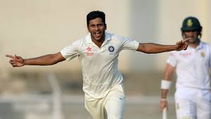 Niroshan dickwella misses high five, hits teammate in the face. Right Time To Invest In Young Shardul Thakur At The Highest Level Cricket Country