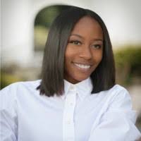 Sonya Pinkney's Instagram, Twitter & Facebook