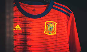 Het hele land is er gek van: Spaanse Vrouwenelftal Voetbalshirt 2019 2021 Voetbalshirts Com