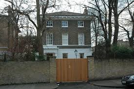 File Paul Mccartney S London Home 7 Cavendish Ave St Johns Wood Jpg Paul Mccartney John Wood John Lennon Beatles