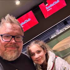 Il m'a fait extrêmement plaisir de remettre ce soir une distinction  honorifique du Président au Lion Jean-Marc Blanchette! Lion Jean-Marc a su,  de main de maître, remettre le célèbre Club des Cents