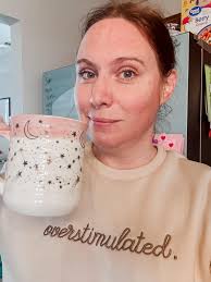 SUNMER SARAHS & SOLIDS!! Mary has solids coming for you and I have the most  amazing, lightweight Sarahs fresh from the Warehouse! Handpicked and  fabulous 😘 So what's your favorite thing to