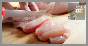 Pangan dari bahan nabati terbuat dari tanaman tumbuhan seperti sayur dan buah buahan sedangkan makanan hewani terbuat dari binatang hewan ikan ayam sapi dan lainnya. Macam Macam Jenis Bahan Pangan Dari Bahan Nabati Dan Hewani Dompoe Smart