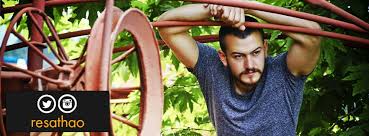 Kendi yorumuyla maçı anlatan fenomen, karadeniz ağzı ile sunmayı da. Resat Haciahmetoglu Inicio Facebook