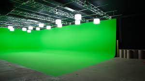 How Does A Pre Lit Green Screen Saves You Time Money