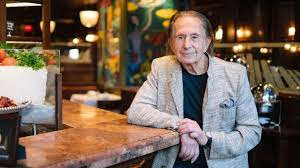 قصة نجاح صاحب المطاعم الذي يقدم حسن الضيافة Bbc News عربي