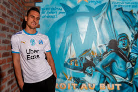 En manque de temps de jeu à naples, arkadiusz milik est arrivé à l'om cet hiver avec comme objectif de disputer l'euro avec la pologne. Olympique De Marseille On Twitter Giveaway To Keep Our Arekmilik9 Welcoming Party Going We Re Giving A Signed Shirt Away To One Lucky Olympien Just Rt This Follow