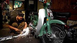 Namun cc motor itu diperbesar hingga menyentuh 150 cc dengan 4 kecepatan. Modifikasi Motor Tips Untuk Pengendara Yang Punya Tubuh Pendek Otomotif Tempo Co