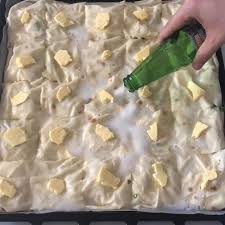 selamlar citir citir su boregi lezzetinde tepsi boregi tarifi ile geldim simdiden soyleyim mutlaka kaydedin video pastry recipes baklava recipe recipes