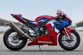 2020 Honda Cbr1000rr R Fireblade Price Revealed From Rm110 000 Bikesrepublic