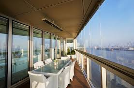 Die elbphilharmonie erstrahlt hier nicht nur als kulturelles highlight, sondern auch als die angebotene wohnung liegt im 17. 3 Zimmer Wohnung Zum Verkauf 22767 Hamburg Holzhafen Mapio Net