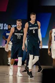 You could write a textbook about how luka doncic uses angles and momentum to manipulate the defense. Because Of Luka Tnt S Kenny Smith Says Mavs Are Contenders Fort Worth Star Telegram
