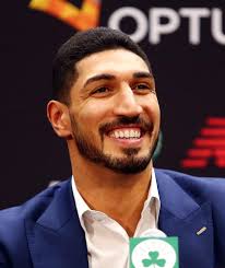 Interviews with Celebrities and Entrepreneurs (TV Series 2015– )