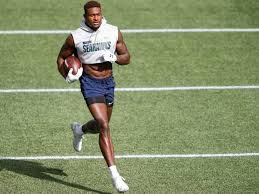 Seattle seahawks wide receiver dk metcalf, who is certainly fast by nfl standards, is set to run in the usa track and field golden games and distance open on sunday in walnut, calif. Dk Metcalf Chase Down Prompts Usa Track Field Tryout Talks