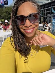 Heart disease is the leading cause of death for women in the United States,  killing 299,578 women in 2017—or about 1 in every 5 female deaths. Find out  more information at https://lnkd.in/gxwFyFg8 |