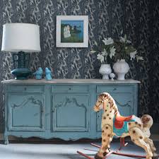 The interior designer, who has just returned to our tv screens as a guest judge on bbc two's exciting. Laurence Llewelyn Bowen Wallpapers Wallpaper Direct