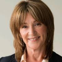 Debra Meade's Instagram, Twitter & Facebook