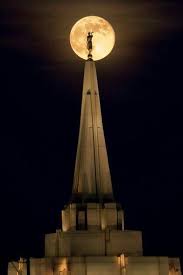Moroni In The Moon Lds Temple Pictures Lds Temples Mormon Temples