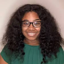 Alexia Lewis's Instagram, Twitter & Facebook