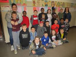 Students in Mrs. Stephanie Phelps'...