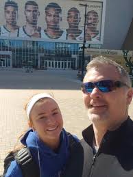 lo (@Laurennebertt_)