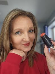 Limelife favorites: foundation, eyeliner, and Sotoks