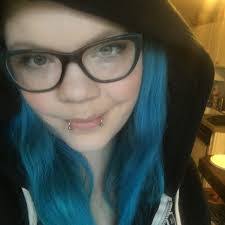 Randi Lee's Instagram, Twitter & Facebook