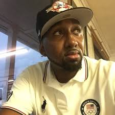 Thomas Gillett (@Gillett707)