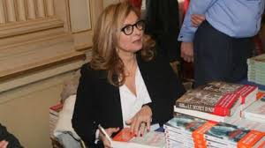 Si ma femme n'avait pas accepté de venir habiter à matignon, je ne serais pas premier ministre, a déclaré l'ancien maire de prades à paris match. Jean Castex Sa Photo Intimiste En Une De Paris Match N Emballe Pas Les Internautes Femme Actuelle Le Mag