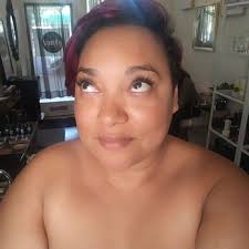 SIMPLY VANITY SKIN LASH & BEAUTY