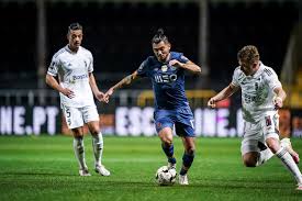 Escudos de equipos de fútbol de irlanda. La Liga De Portugal Plantea Reducir A 16 El Numero De Equ