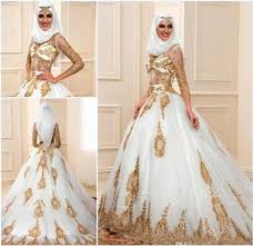 On the day i felt like a princess and everyone who has seen it commented on how lovely the dress was. 26 Best Egyptian Wedding Dresses Ideas Egyptian Wedding Dress Egyptian Wedding Wedding Dresses