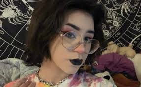 Improving makeup skills and boosting confidence