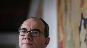 "Operarse en Madrid del tumor cerebral arruinó a mi padre y endeudó a la  familia"