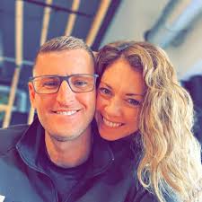 Who has layover off-site stalls near Traverse City for GLEF?