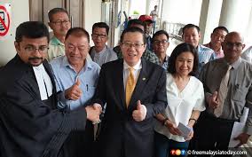 Pemuda bersatu nasihatkan lim guan eng bermuhasabah dan jangan hipokrit saat bicara soal perkauman. Ex Penang Bn Chief Retracts Defamatory Remarks Against Guan Eng Free Malaysia Today Fmt